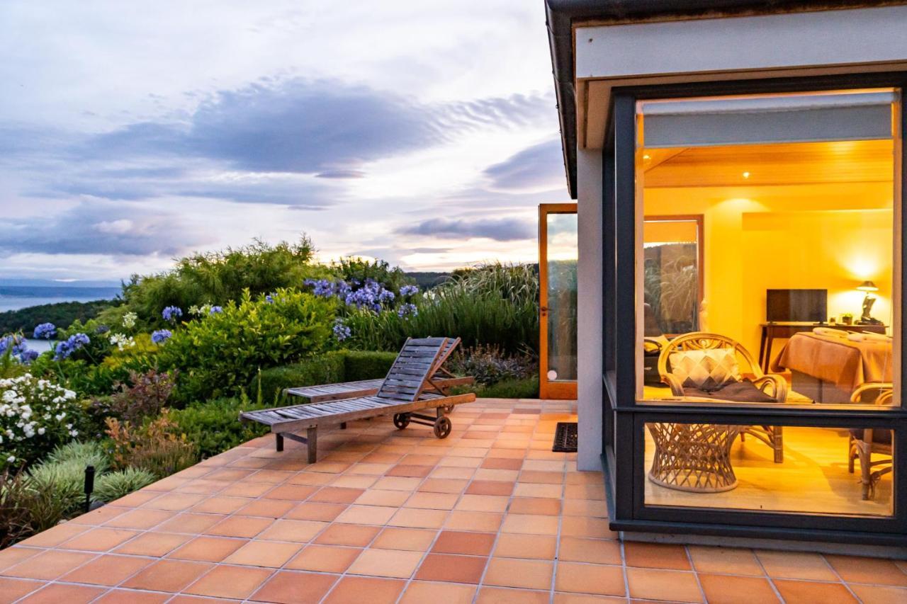 Lake Vista Lodge Таупо Экстерьер фото