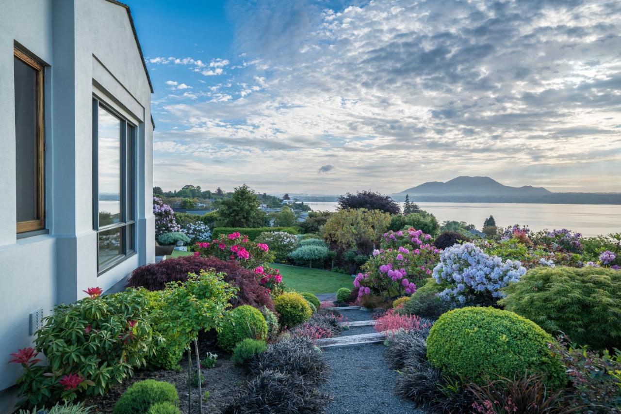 Lake Vista Lodge Таупо Экстерьер фото