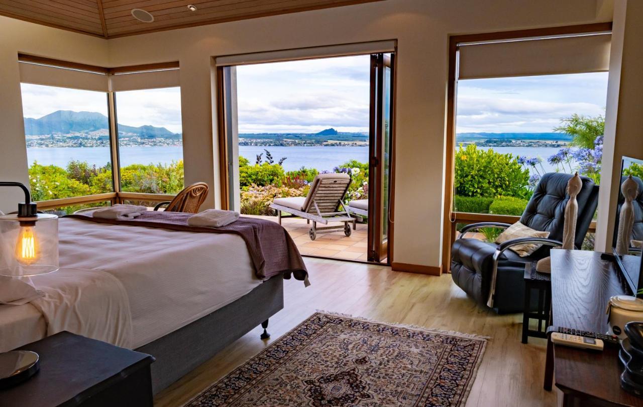 Lake Vista Lodge Таупо Экстерьер фото