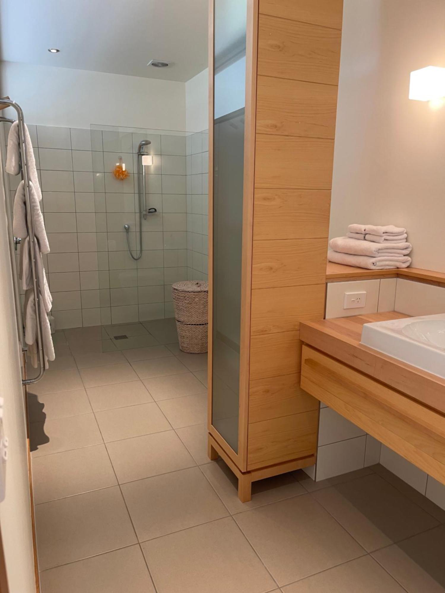 Lake Vista Lodge Таупо Экстерьер фото