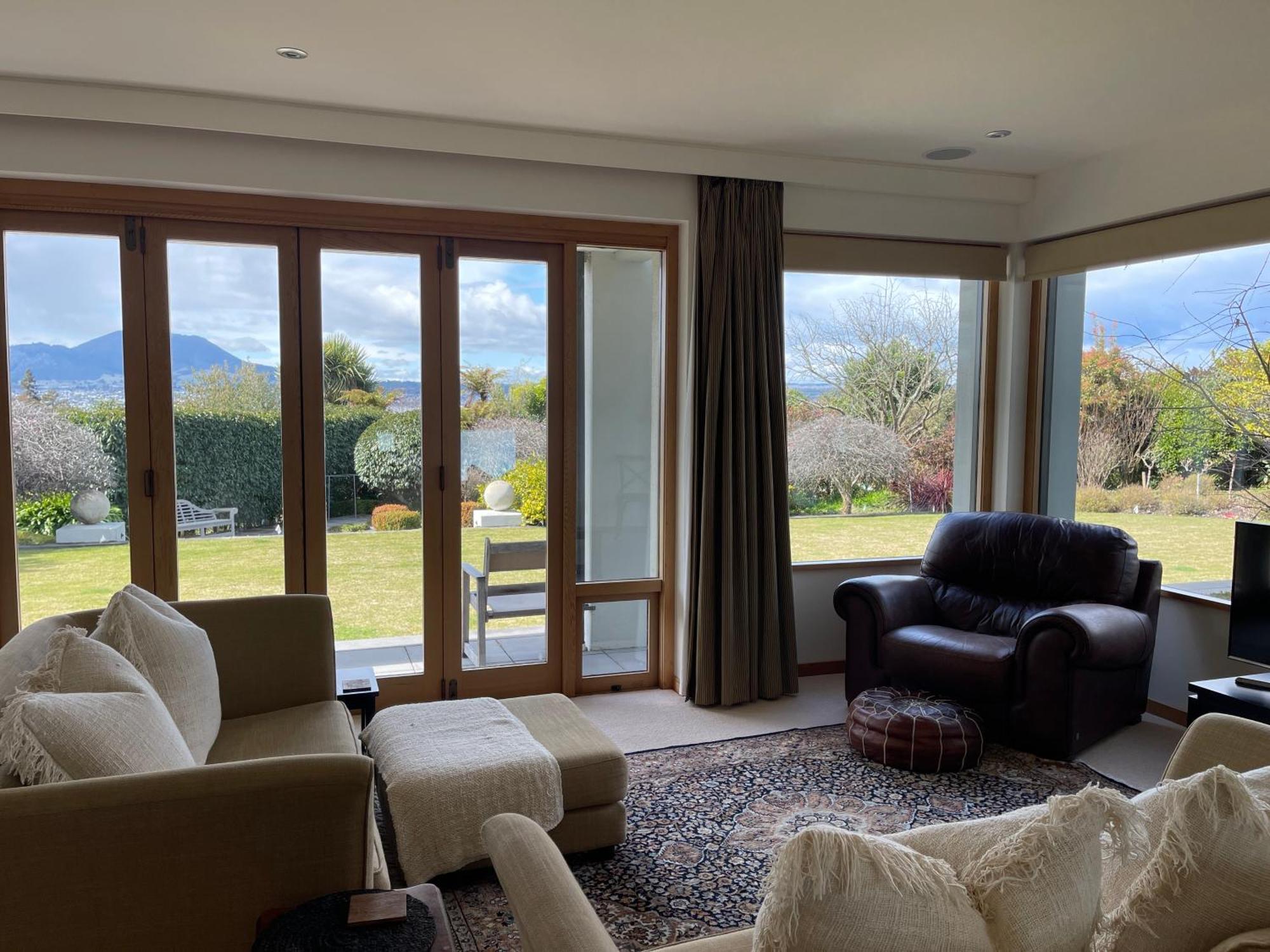 Lake Vista Lodge Таупо Экстерьер фото